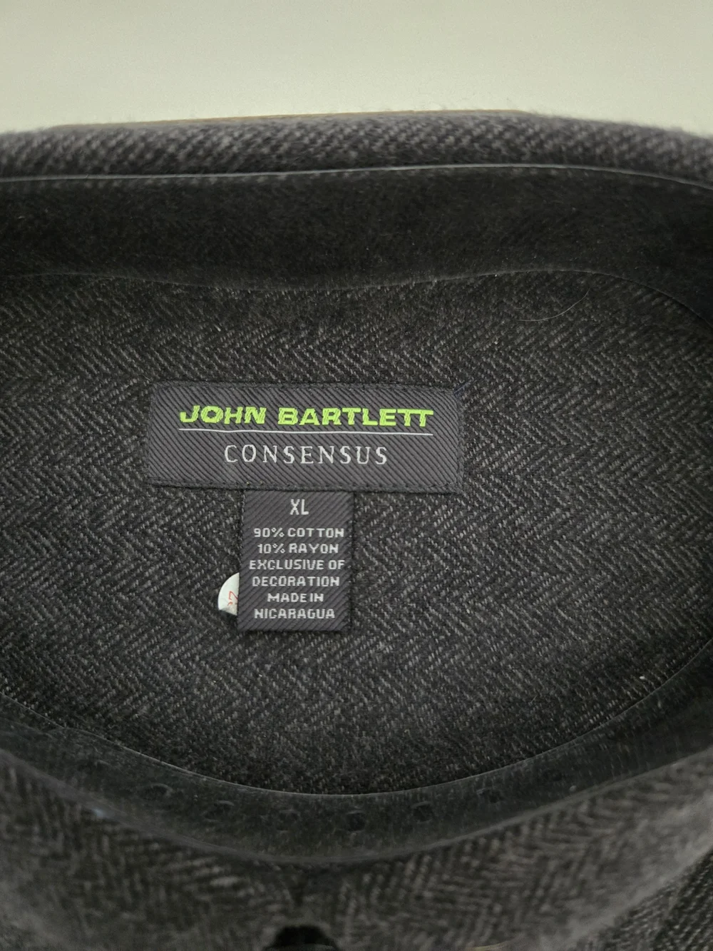 NWT John Bartlett-Consensus Men's XL - Dark Gray Herringbone Button-Down Shirt - Picture 5 of 7